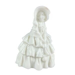 Boyd Art Glass Louise Colonial Woman Vintage Figurine White‎